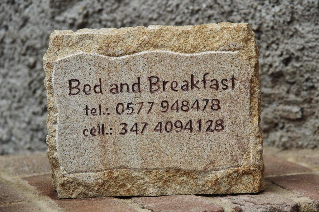 B&B Il Canto Del Gallo Casole dʼElsa Kültér fotó
